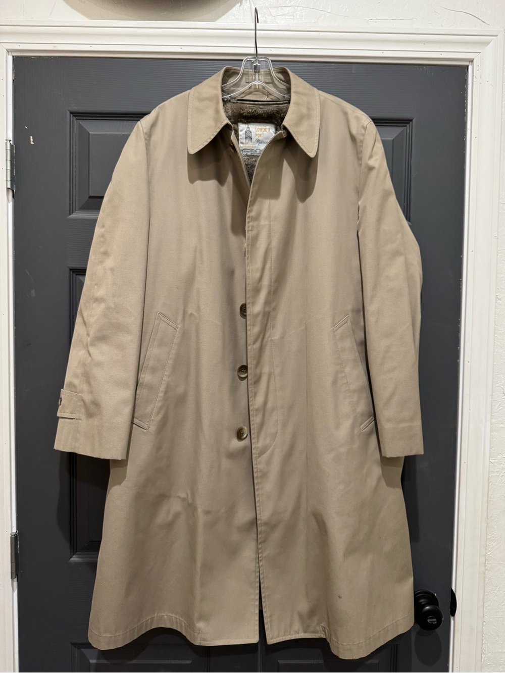 Vintage London Fog Beige Men’s Trench Coat - Classic Button-Front Overcoat